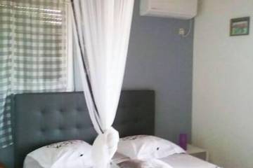 Location De Vacances pour 2 Personnes dans Capesterre-Belle-Eau, Antilles, Photo 1