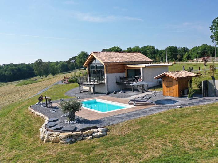 Ferienhaus für 2 Personen, mit Whirlpool und Terrasse sowie Garten und Sauna