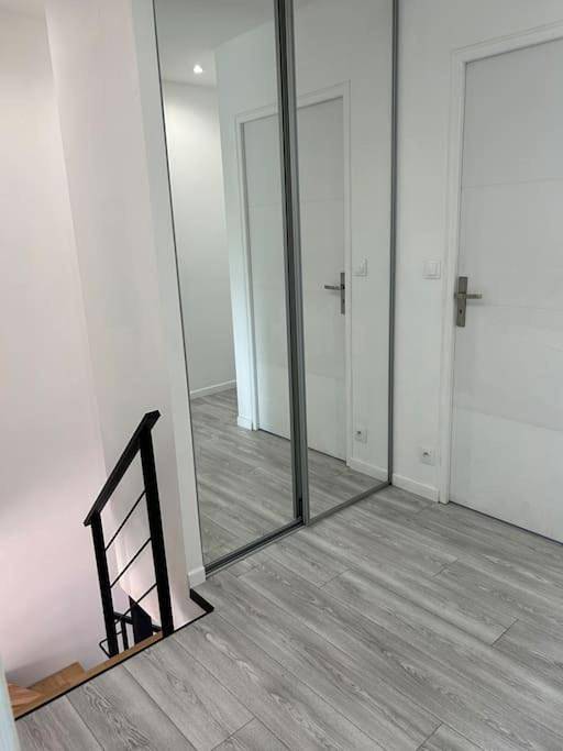 Gîte pour 6 personnes, avec jardin et terrasse à Lesquin - 4