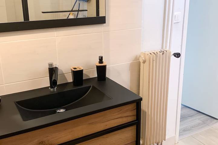 Appartement entier, Homerez - Appartement à Vitrolles in Vitrolles, Côte méditerranéenne (France)