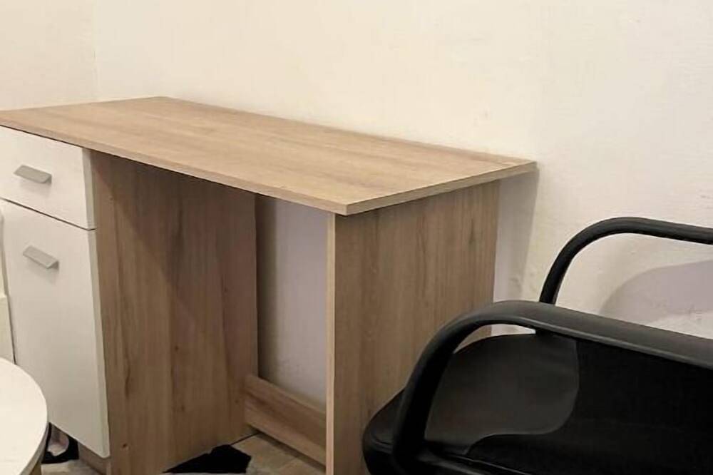 Entire apartment, Cosy studio near Paris in Taverny, Val-d'Oise