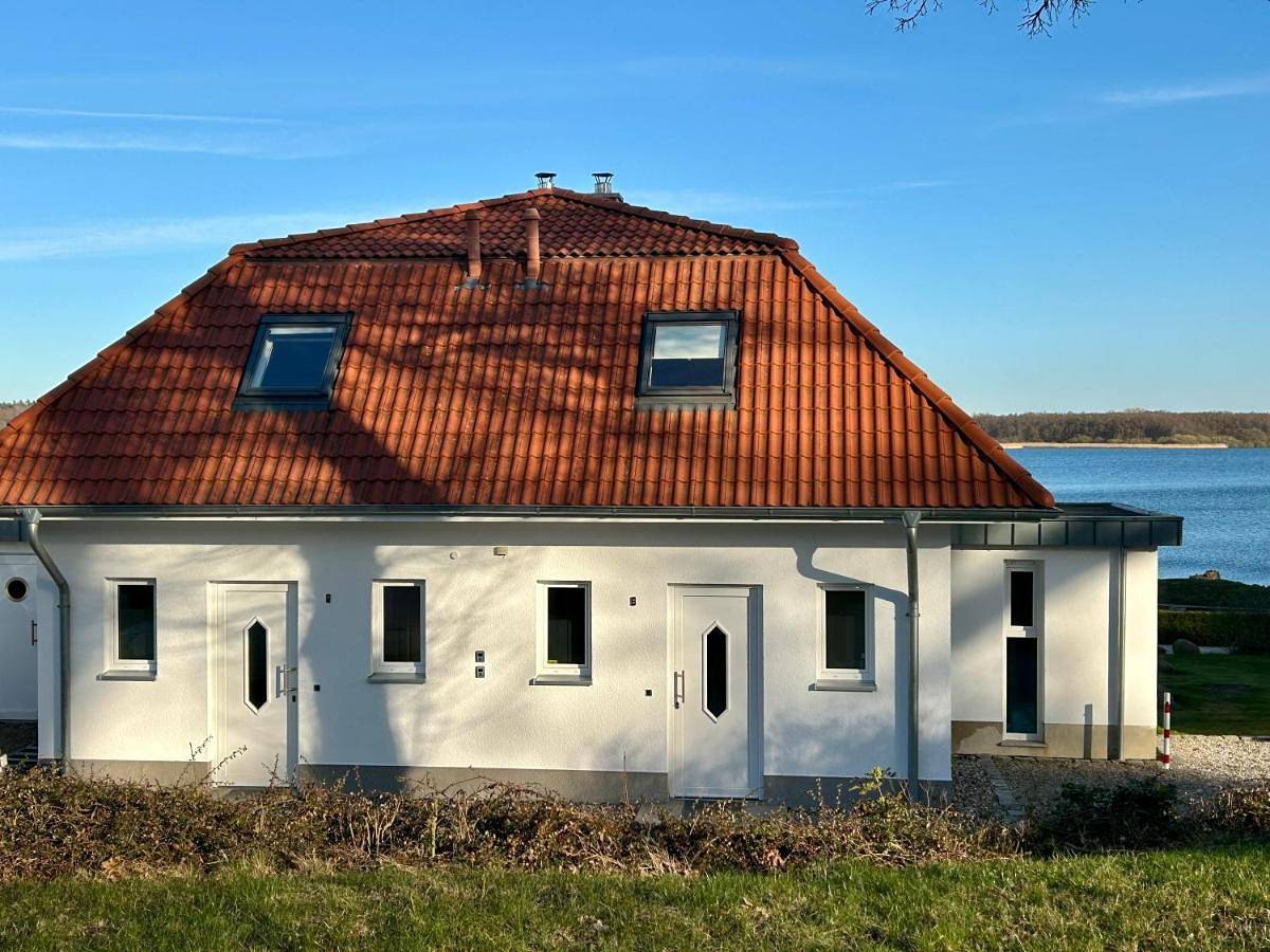 Fischerhus mit Boot,Sauna und Kamin je Seite in Bad Kleinen, Nordwestmecklenburg (Wismar und Umgebung)
