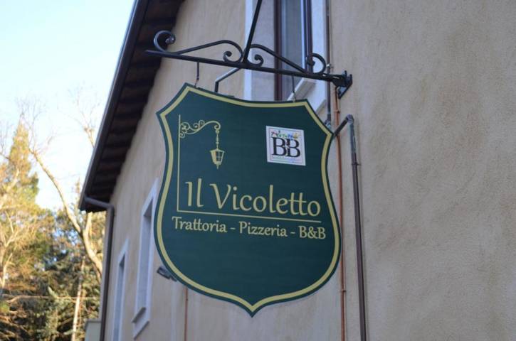 Casa vacanza per 6 persone, con Balcone e Terrazza nonché Giardino e Panorama a L'Aquila
