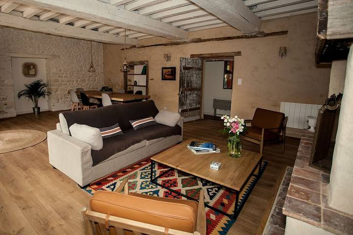 Location de vacances pour 6 personnes, avec Terrasse et Jardin à Acigné
