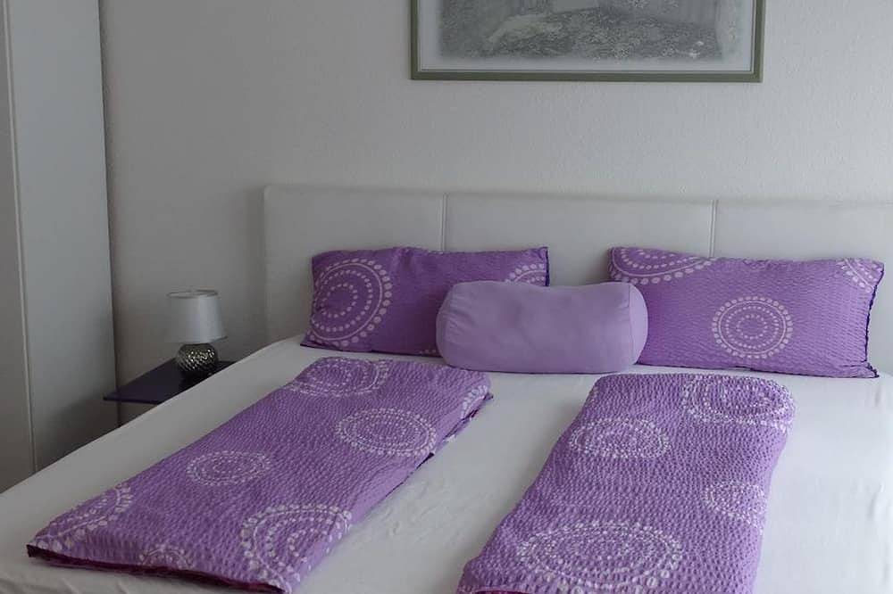 Ganze Wohnung, Ferienwohnung Norika - Appartement/Fewo, Bad, Wc, Balkon in Niederbreitbach, Rheinland-Pfalz