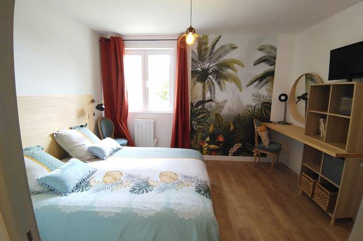 Location de vacances pour 20 personnes, avec jardin et jacuzzi à Sainte-Cécile-les-Vignes - 2