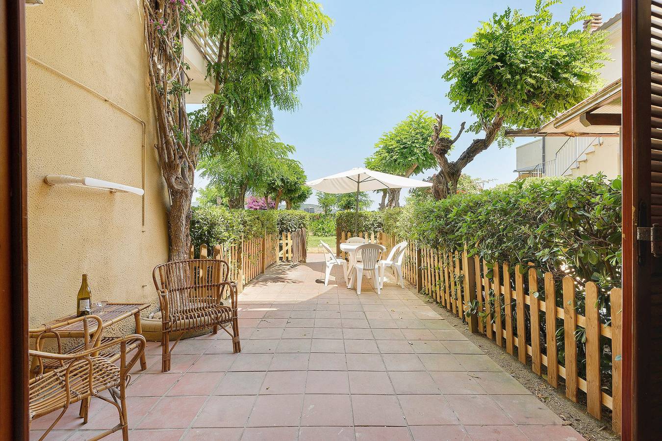 Appartamento intero, Appartamento 'Stella Di Mare Beach' con Vista Mare, Terrazza Privata e Aria Condizionata in Spiagga di Naregno (Naregno), Capoliveri