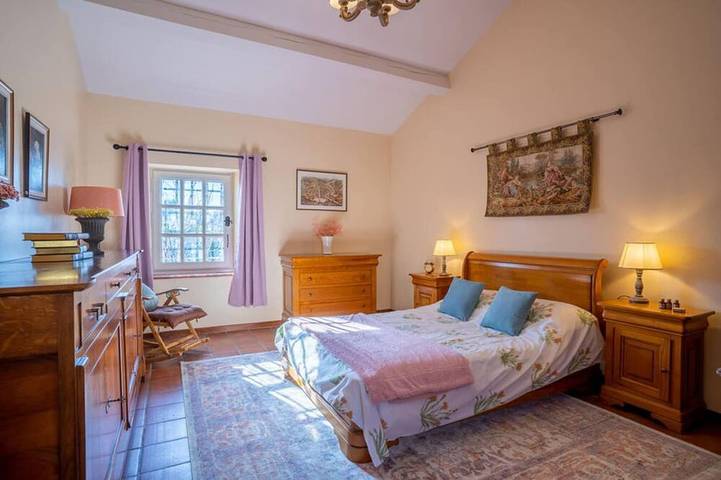 Location de vacances pour 12 personnes, avec piscine et jardin ainsi que jacuzzi et terrasse à Damiatte - 4
