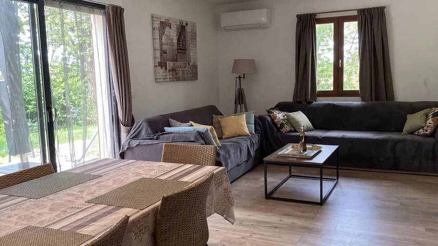 Location de vacances pour 7 personnes, avec jardin et piscine à Lacapelle-Marival - 3