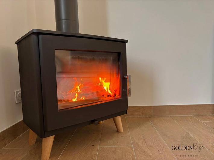 Gîte pour 8 personnes, avec terrasse à Marnaz - 4