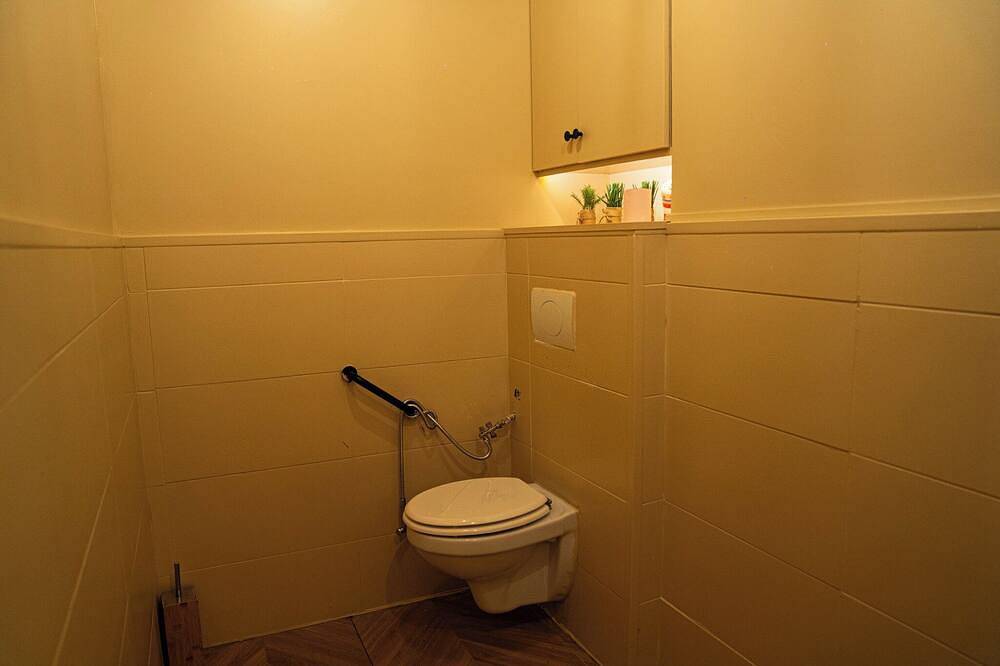 Private Spa Suite with Jacuzzi, massage & sauna in Fontenay-aux-Roses, Altos del Sena