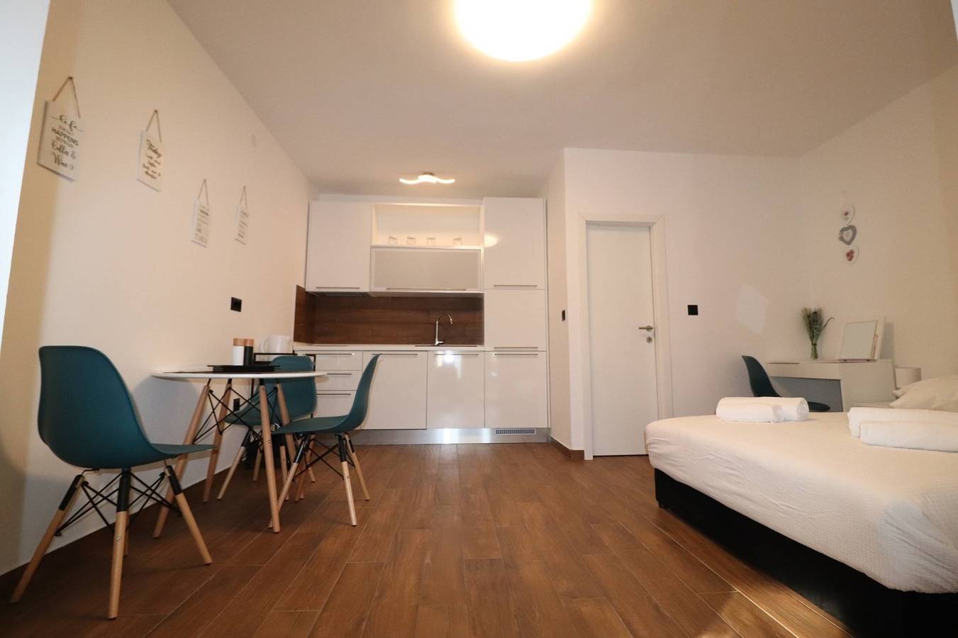 Ganze Wohnung, Apartment Milena A2+1 for 3 persons with garden terrace near the beach in Poreč, Porec und Umgebung