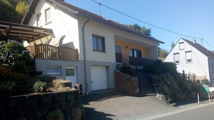 Ferienwohnung für 5 Personen, mit Balkon in Waldrach