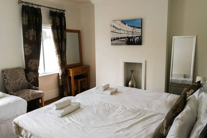 Ferienhaus-Eigenes Badezimmer in Bristol, Südwestengland