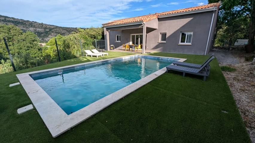 Villa „Des Rives Et Chevaux 07“ im Herzen des Val de Ligne, Süd-Ardèche in Montréal (Ardèche), Ardèche