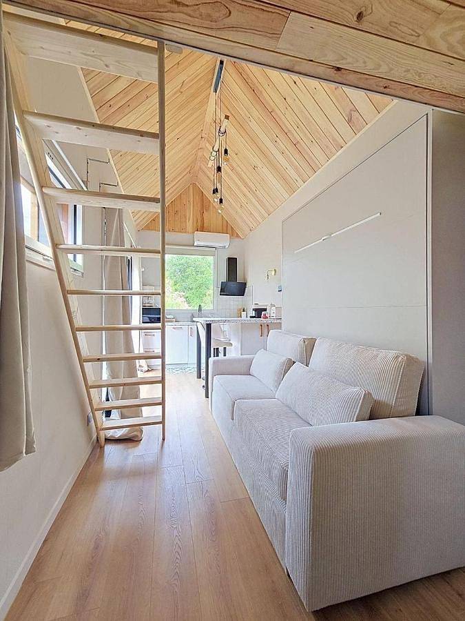 Location de vacances pour 4 personnes, avec jacuzzi et terrasse à Charentilly - 4