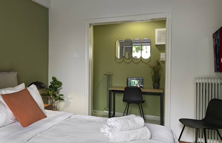 Appartement entier, Aristodimou1 1 -  Hidden Gem: A Studio at a Su in Section centrale d'Athènes, Athènes