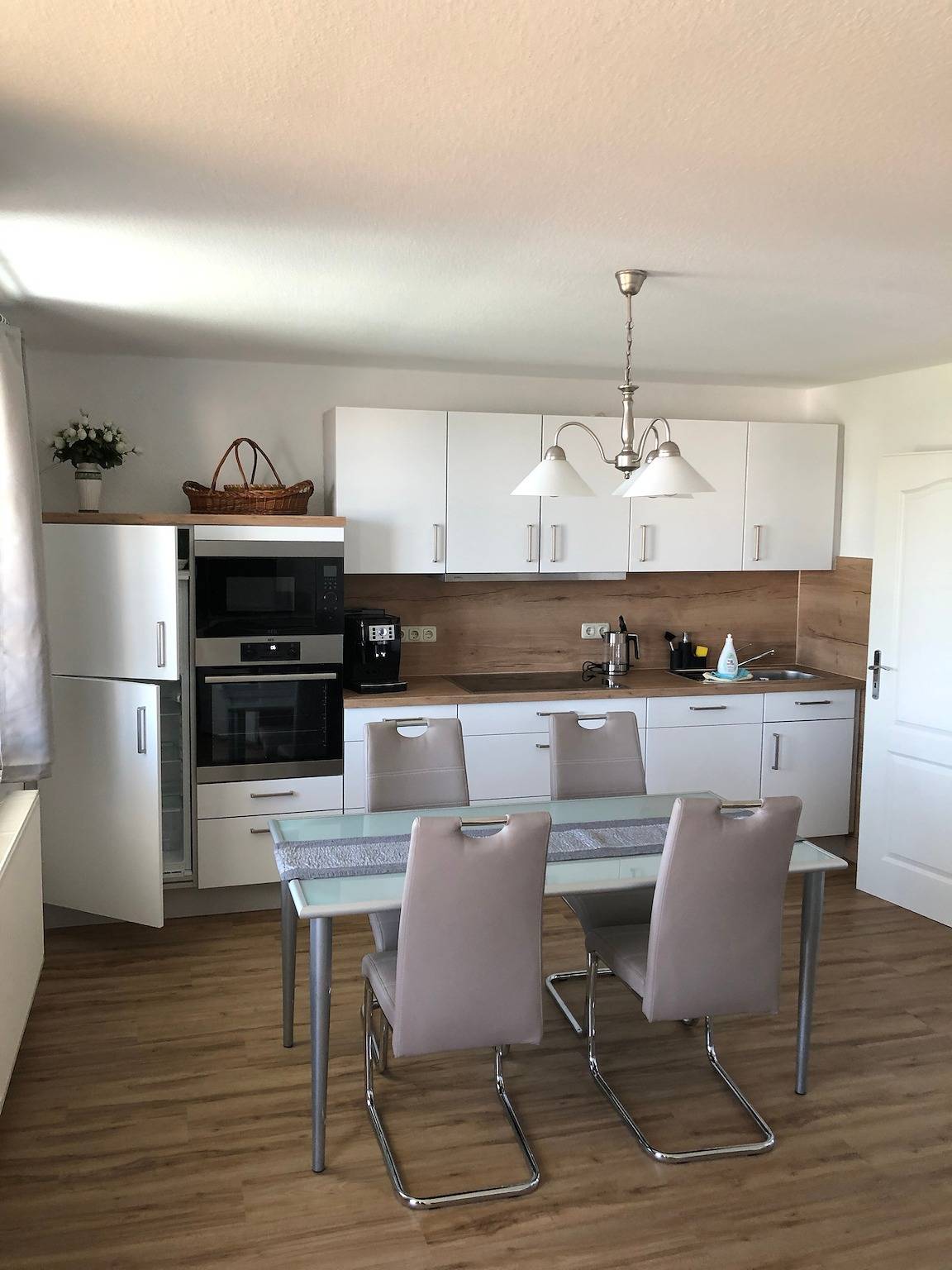 Ganze Wohnung, Ferienwohnung "Villa Bella Vista - Meerblick 4" mit Meerblick, Balkon und Wlan in Sassnitz, Nationalpark Jasmund