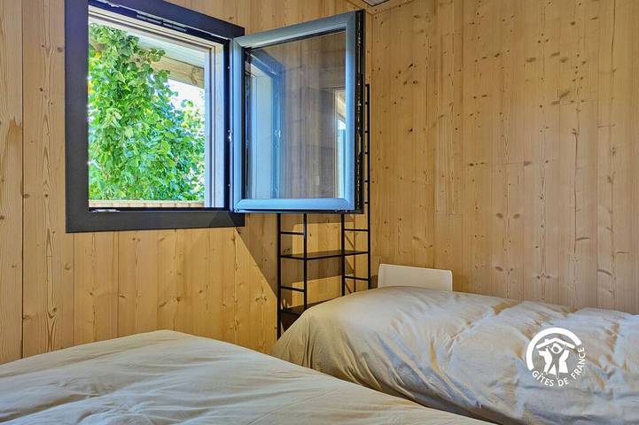 Gîte pour 4 personnes, avec terrasse, animaux acceptés dans Saint-Berthevin - 2