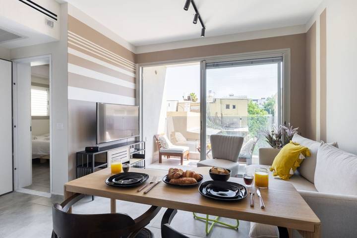 Vacation apartment for 4 people, with balcony, kid friendly - 1