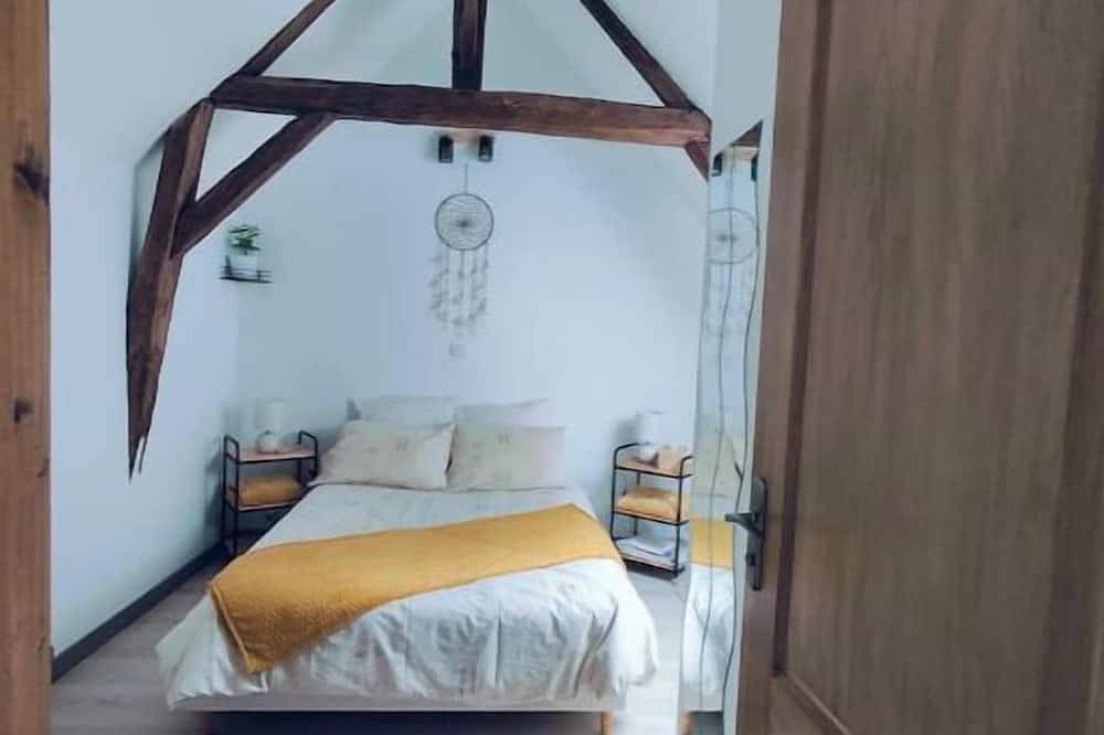 Small village center gîte in Montbazon, Región de Tours