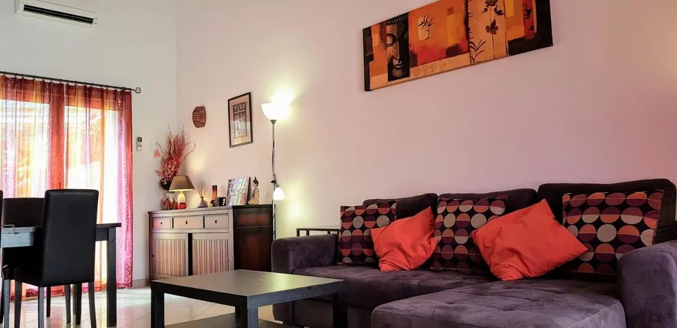 Casa de vacaciones para 4 personas, con vistas además de jardín y piscina, Familias con niños - 1