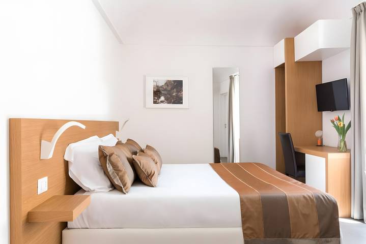 Appartement 'Matrimoniale Deluxe avec Balcon', Wi-Fi et Climatisation in Ragusa, Province de Ragusa