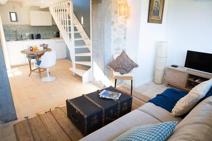 Location de vacances pour 4 personnes, avec vue et jardin à Lardier-et-Valença