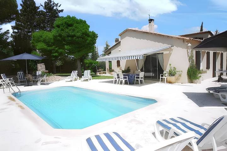 Villa pour 8 personnes, avec balcon ainsi que jacuzzi et jardin - 1