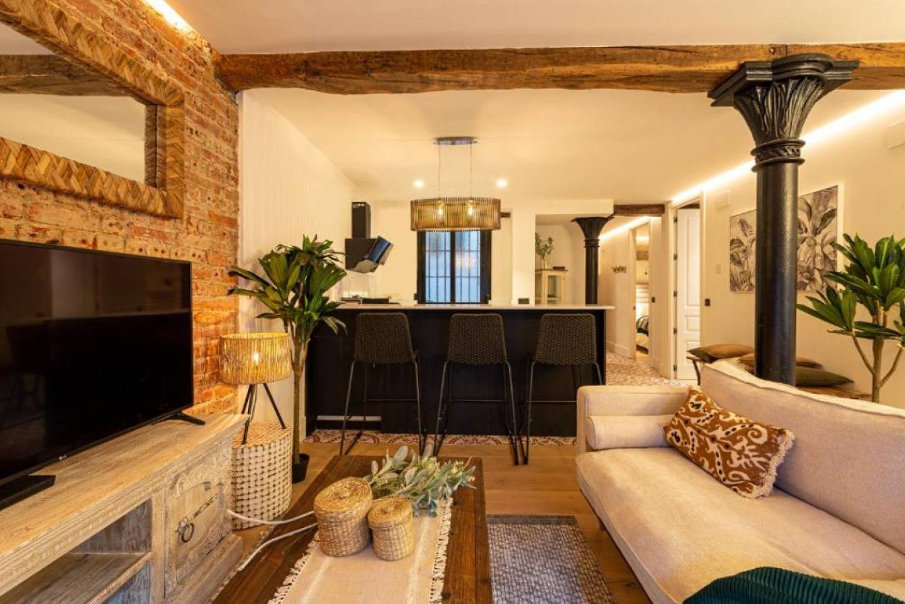 Appartamento intero, Bilbao la Vieja design accommodation in Ibaiondo, Bilbao