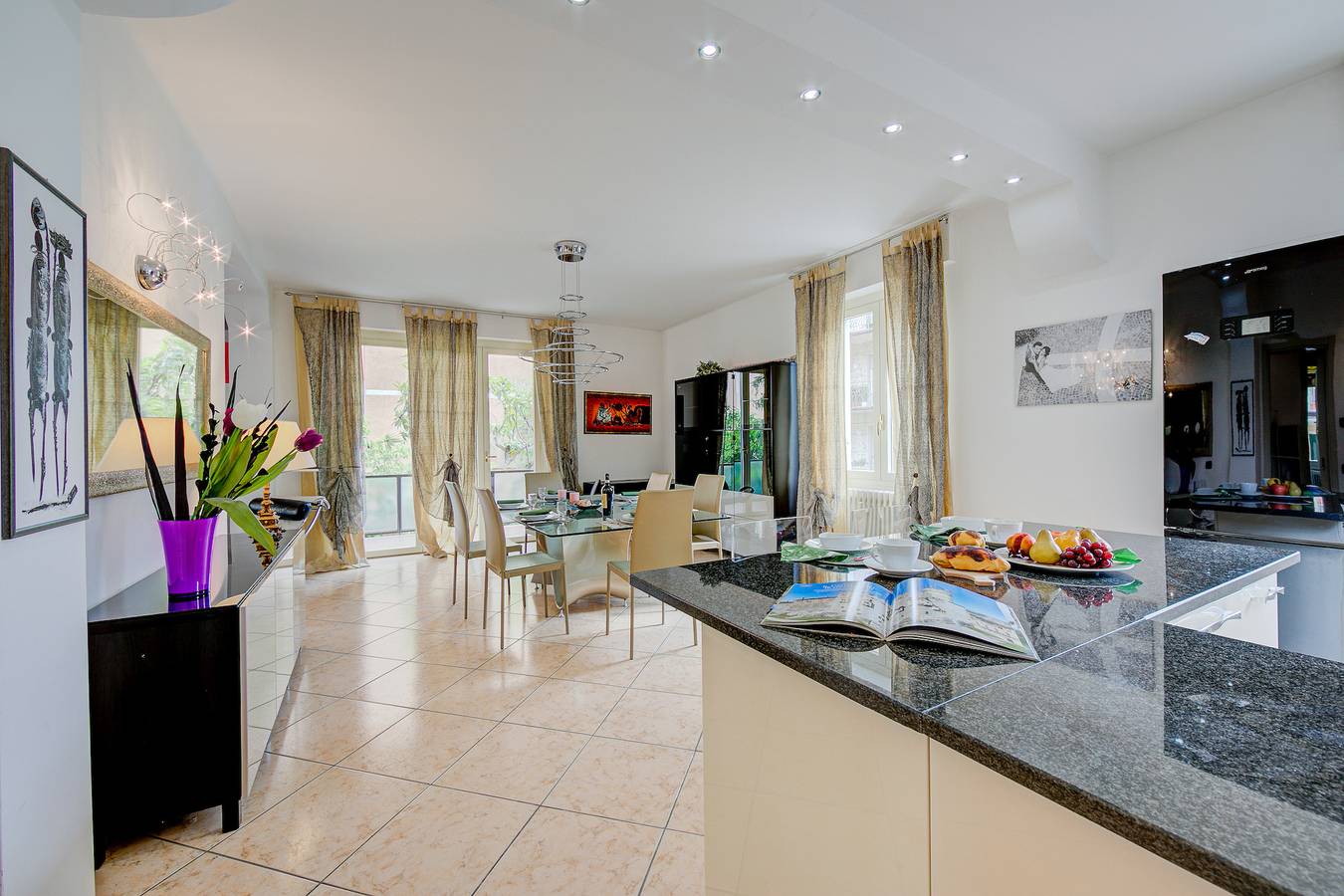 Entire apartment, Ulivi Apart 500m Lake And Center Salò in Salò, Garda Mountains