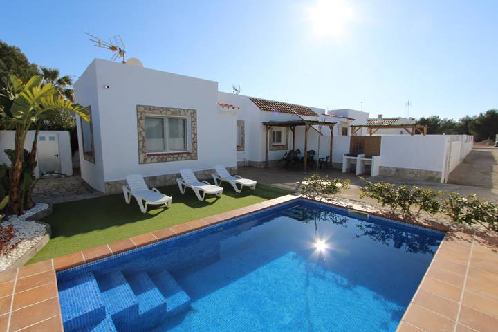 Chalet para 6 personas, con jardín además de vistas y terraza en Delta del Ebro - 4