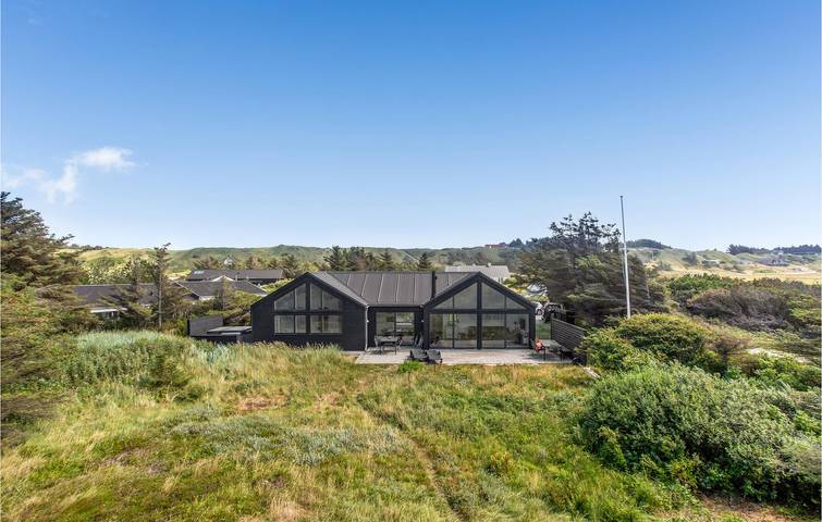 Ferienhaus mit Meerblick für 14 Personen, mit Pool und Terrasse sowie Sauna in Jammerbugt