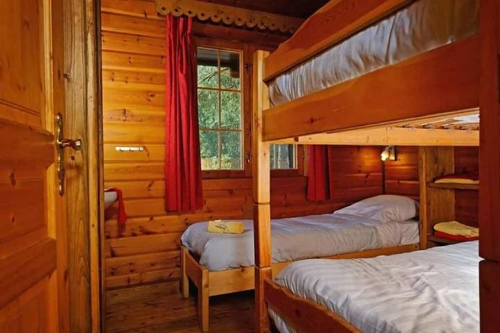 Geräumiges Chalet mit 8 Schlafzimmern in Barvaux-sur-Ourthe, Durbuy