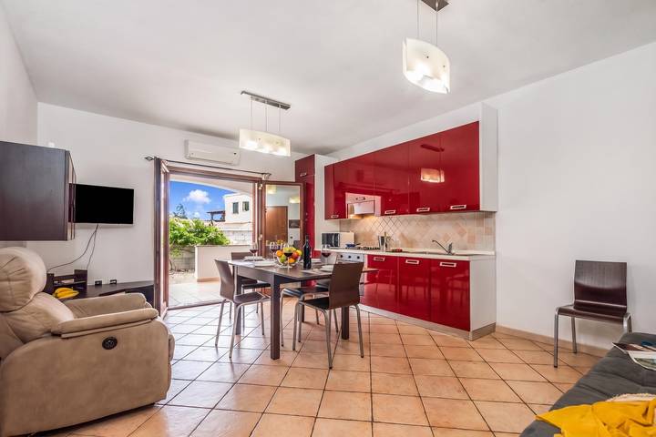Holiday apartment for 5 people, with Balcony in Sardinia