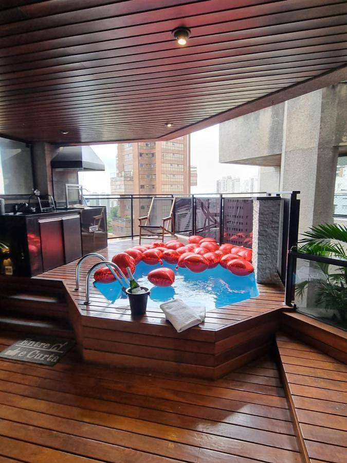 Casas e apartamentos de temporada para 4 pessoas, com piscina e vista e ainda jardim and piscina infantil em Vila Andrade