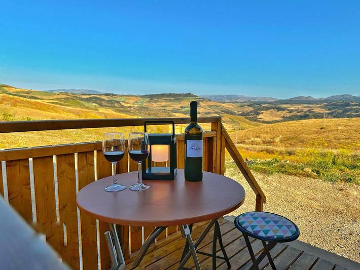 Cabaña de madera para 4 personas, con jacuzzi y terraza, Se admiten mascotas en Serranía de Ronda - 2