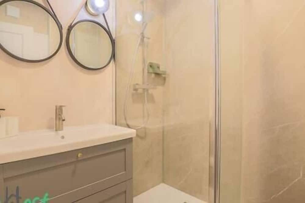 Entire apartment, To complete in Arras, Arras region