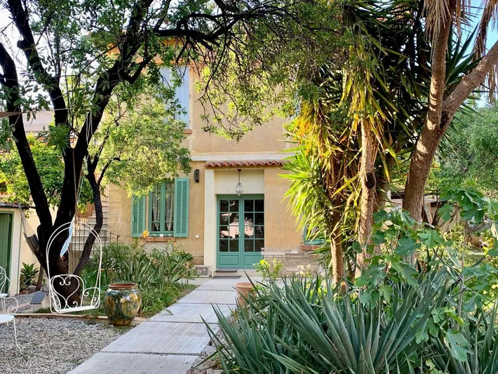 Chambre d’hôte pour 2 personnes, avec piscine ainsi que jardin et terrasse - 1
