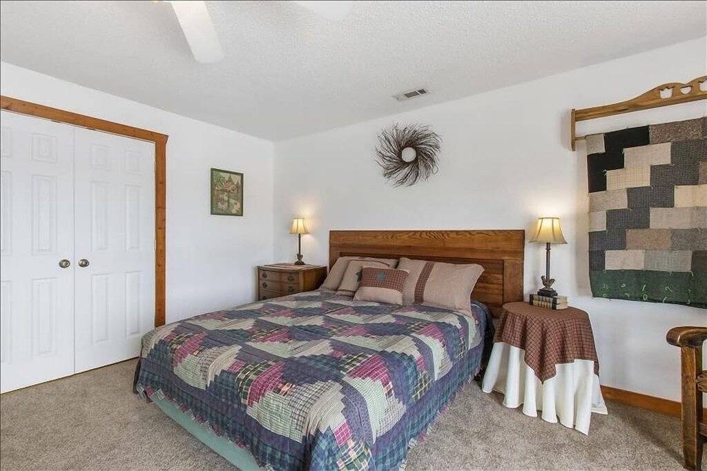 Ken's Kabin - Hütte mit einem Schlafzimmer am See der Ozarks in Lake Ozark, Lake of the Ozarks