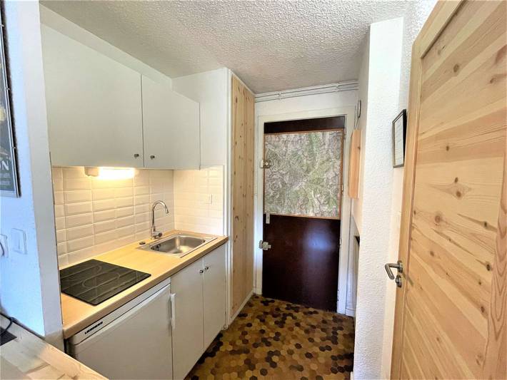 Apartamento entero, Estudio acogedor con piscina y acceso directo a pistas, cerca del remonte y servicios en La Salle-les-Alpes in La Salle les Alpes, Serre Chevalier