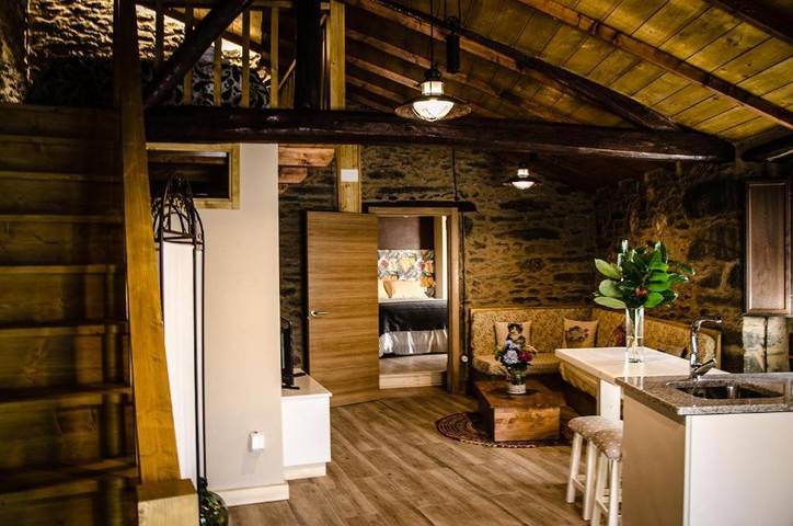 Apartamento para 4 personas, con jardín y vistas en Sober