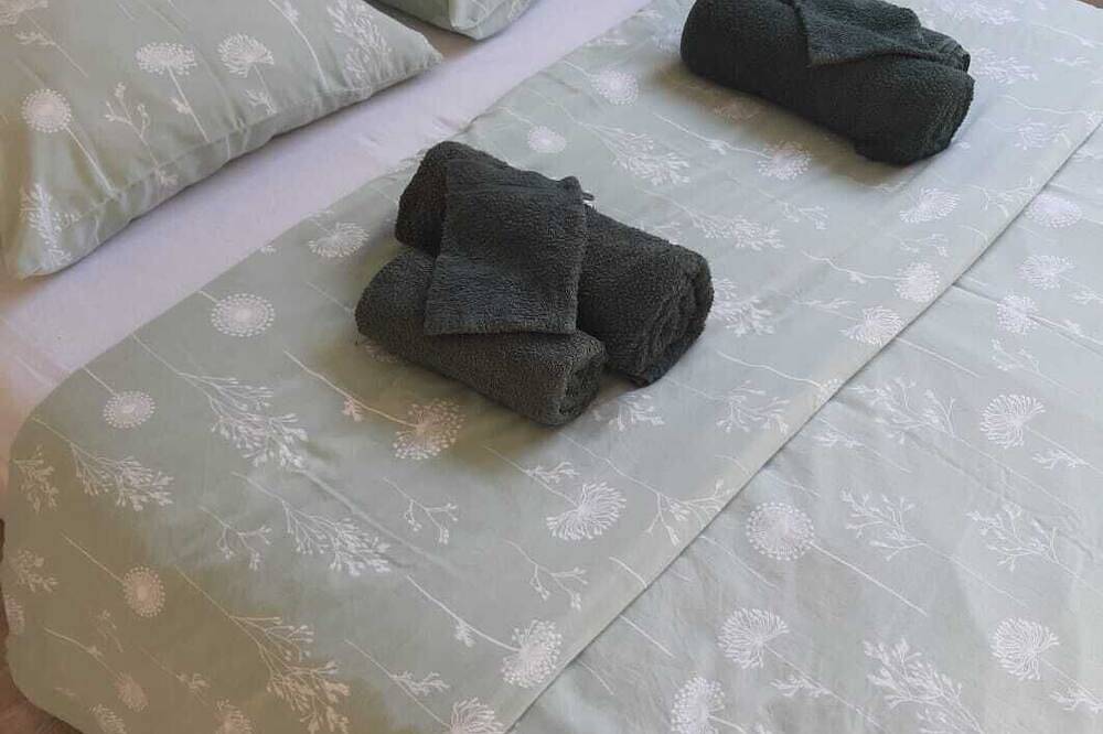 Appartement entier, \"Zen Olive Guest Room – Private room in a shared apartment\" in Anvers, Région d'Anvers