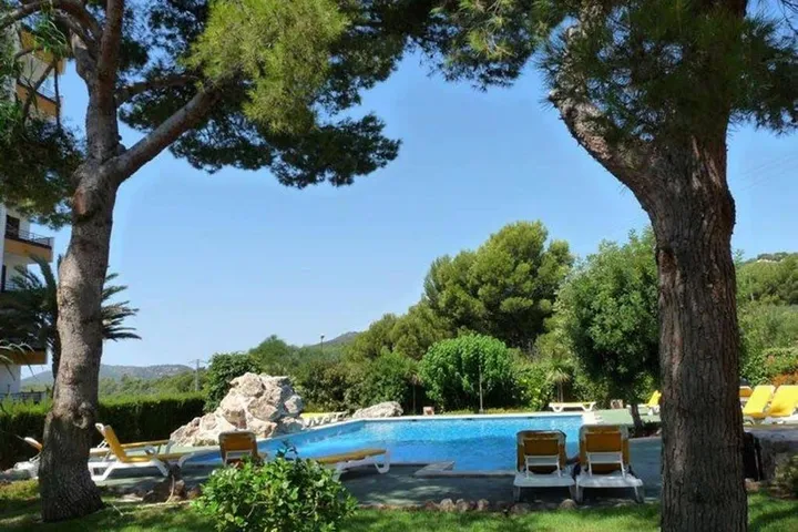 Villa für 10 Personen, mit Garten und Pool - 1