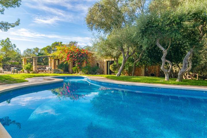 Finca für 2 Personen, mit Terrasse in Santa Margalida