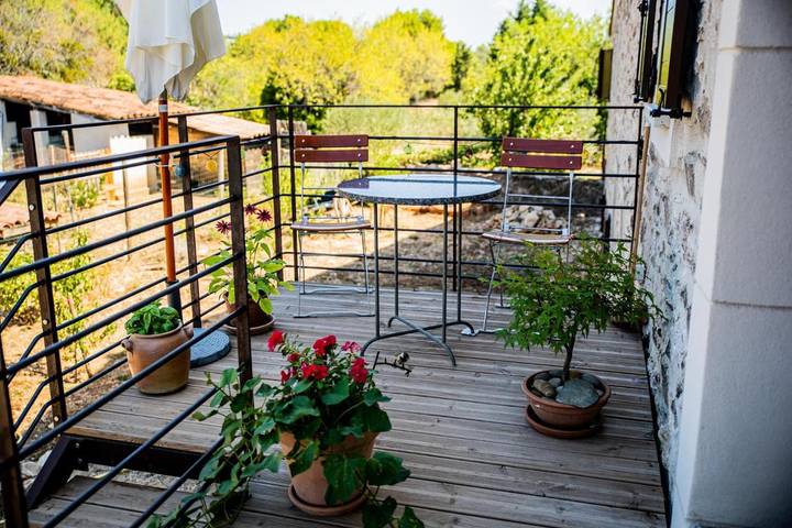 Location de vacances pour 3 personnes, avec jardin et vue à Assignan - 3