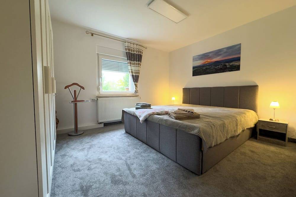 Entire apartment, Cozy vacation apartment, located between the Saxon. Switzerland a. the Dresden. in Dohna, Eastern Ore Mountains
