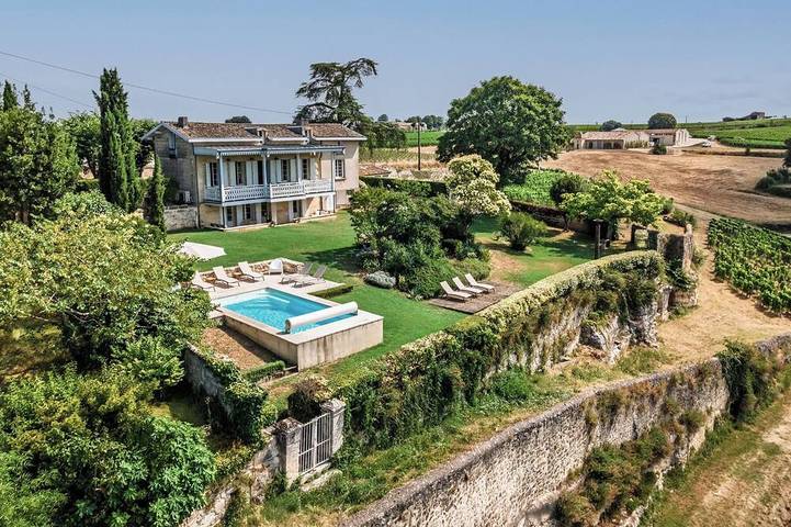 Villa pour 10 personnes, avec balcon et jardin - 1