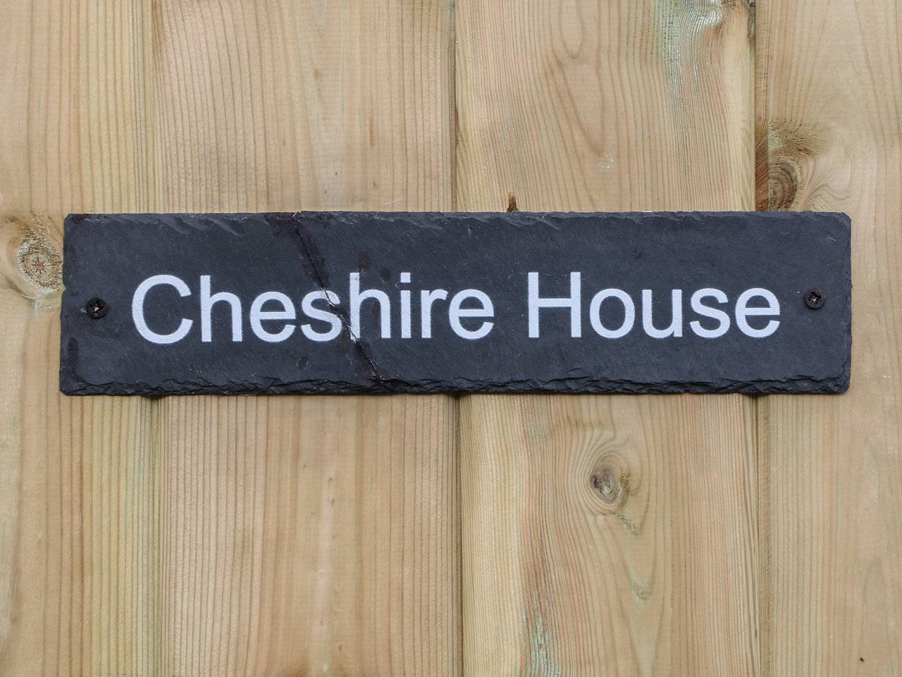 Cheshire House in Castleton, Derbyshire