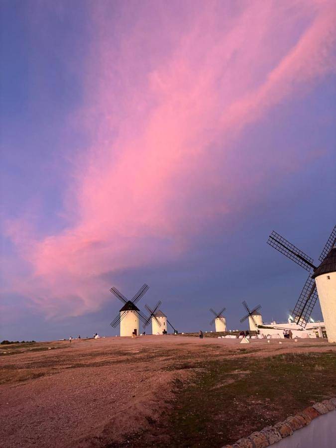 Casa Cueva El Atardecer in Campo de Criptana, Provincia de Ciudad Real